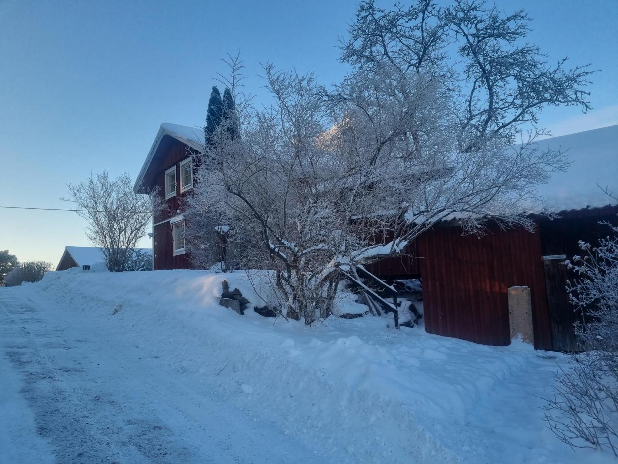 Saellinge House - Cozy Villa With Fireplace And Garden Close To Uppsala Dış mekan fotoğraf