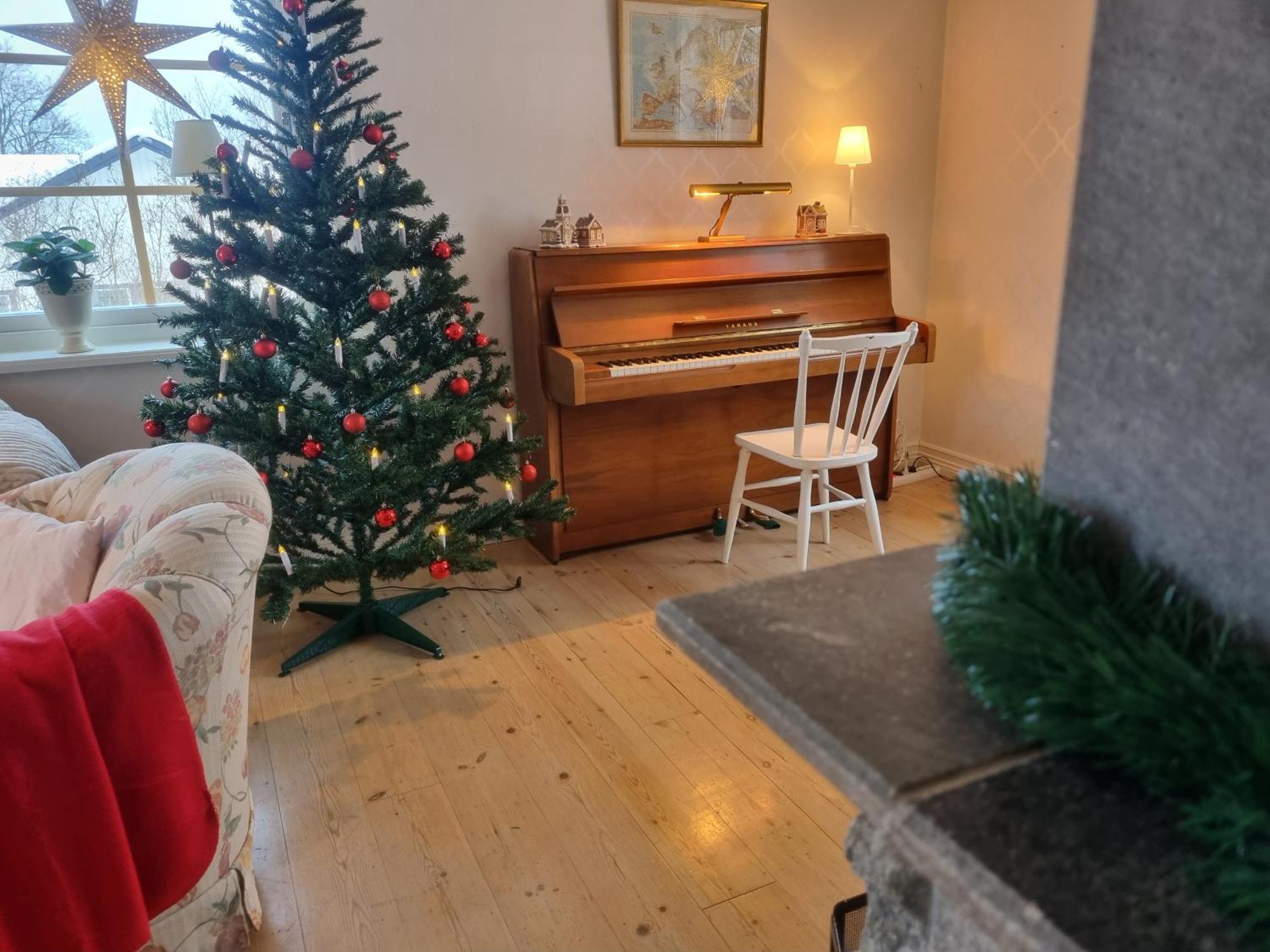 Saellinge House - Cozy Villa With Fireplace And Garden Close To Uppsala Dış mekan fotoğraf
